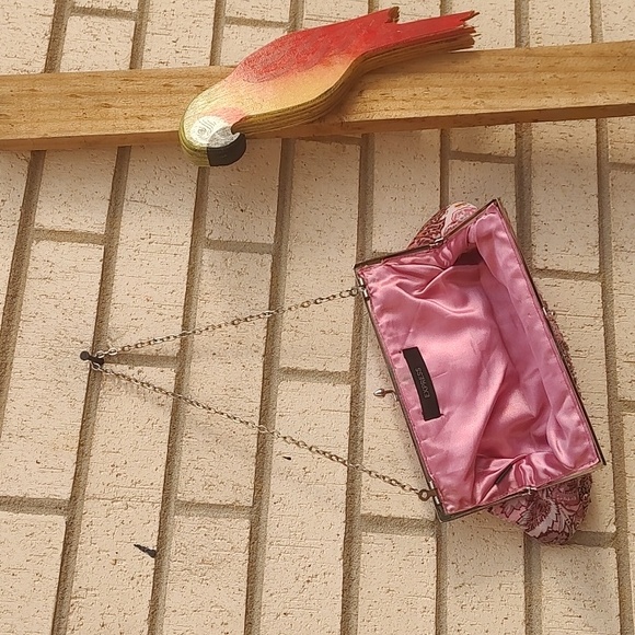 Pink//Purse - Picture 8 of 11